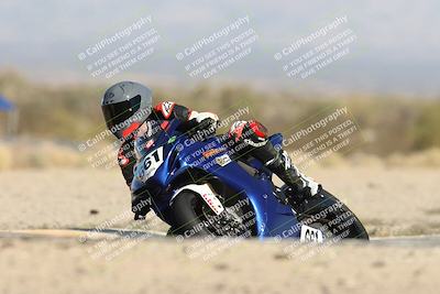 media/Dec-07-2025-CVMA (Sun) [[3e7d2de5dc]]/Race 8-Middleweight Shootout/